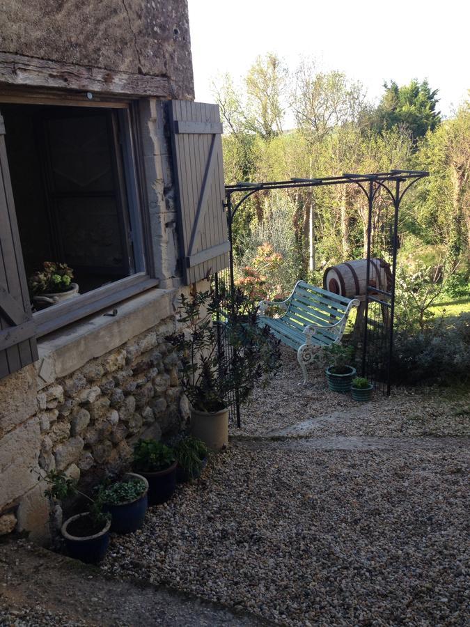 Chez Brown Bed & Breakfast Saint-Thomas-de-Cônac Exterior foto